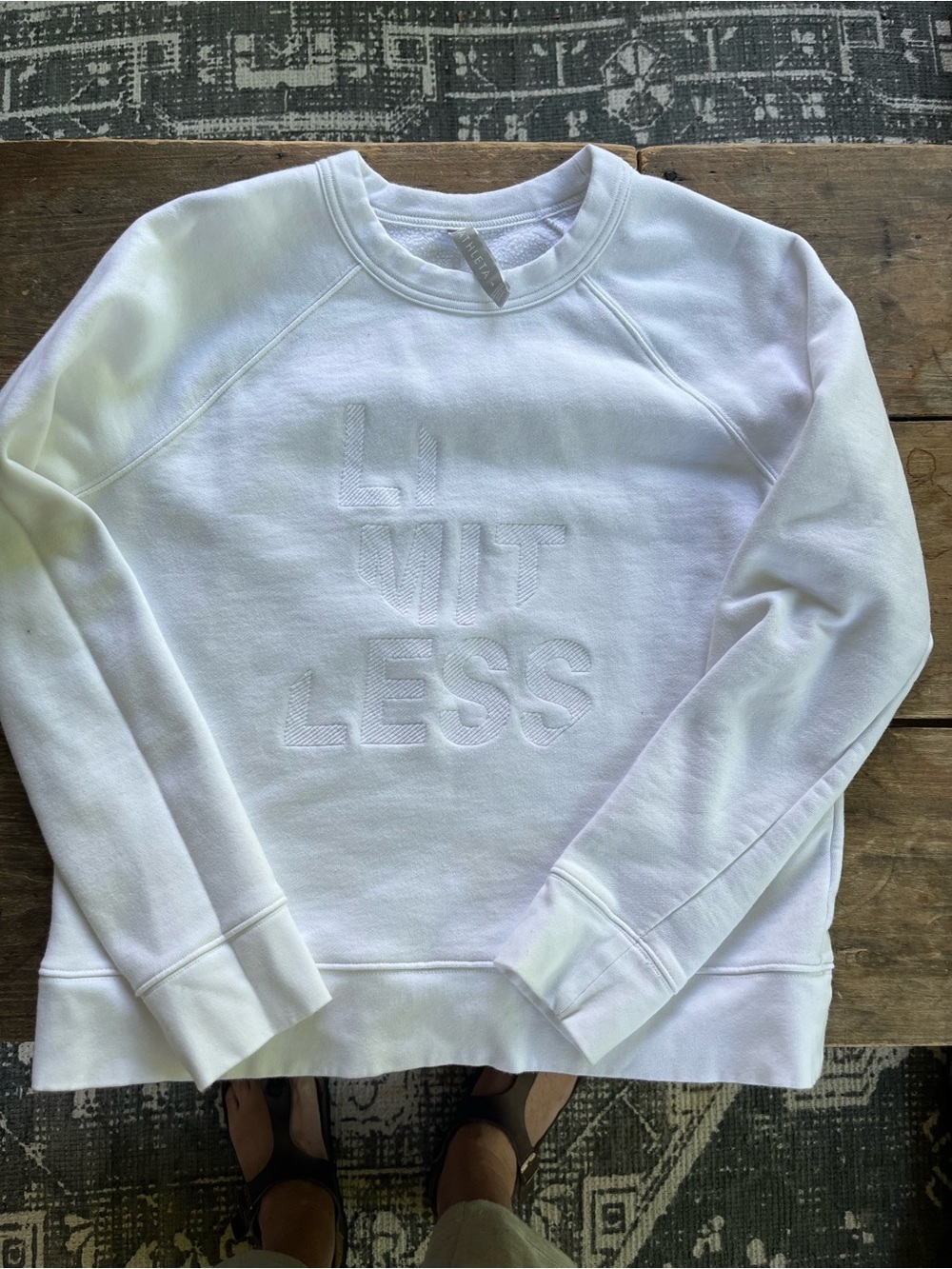 Athleta Bright White ‘Limitless’ Crew Sweatshirt Women’s Size Small